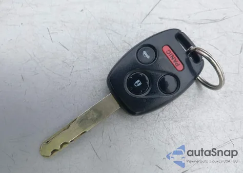 2005 Honda Accord 3.0 Ex from USA, damaged, VIN 1HGCM66545A026577